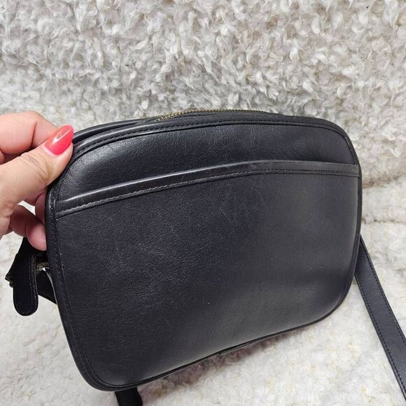 Vintage Coach Lewiston Dark Blue Made in USA Leather Bag - Picture 2 of 13